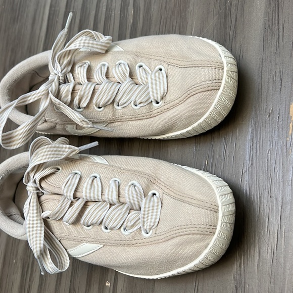 TRETORN NYLITE SNEAKERS 7 - Picture 2 of 15